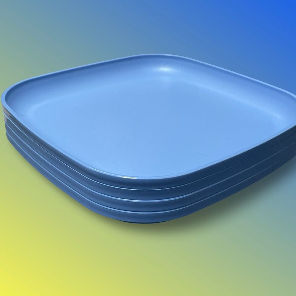 Tupperware 1534 8" Square Luncheon Plates Set of 4 Durable Blue Kitchenware VTG